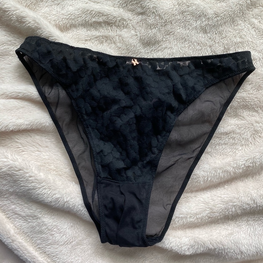 SAVAGE X FENTY black leopard crotchless panties